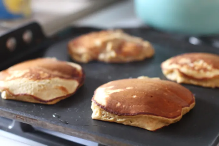 Easy Paleo Banana Pancakes