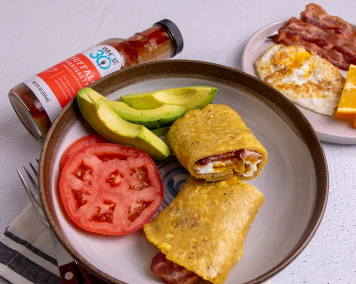 Plantain Wraps with Bacon and Eggs