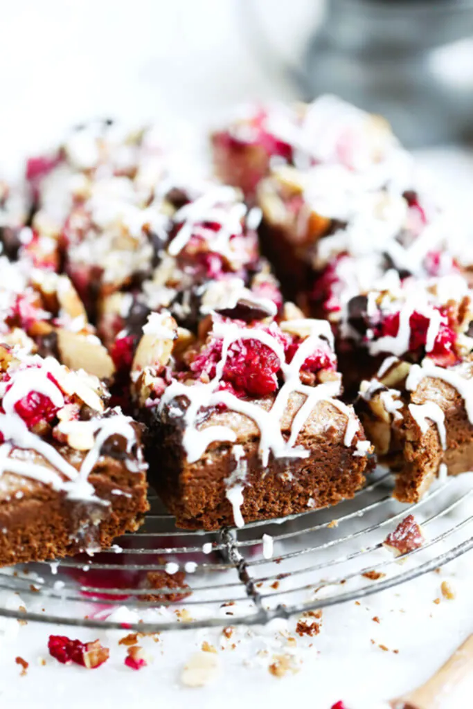 Raspberry Applesauce Breakfast Bars